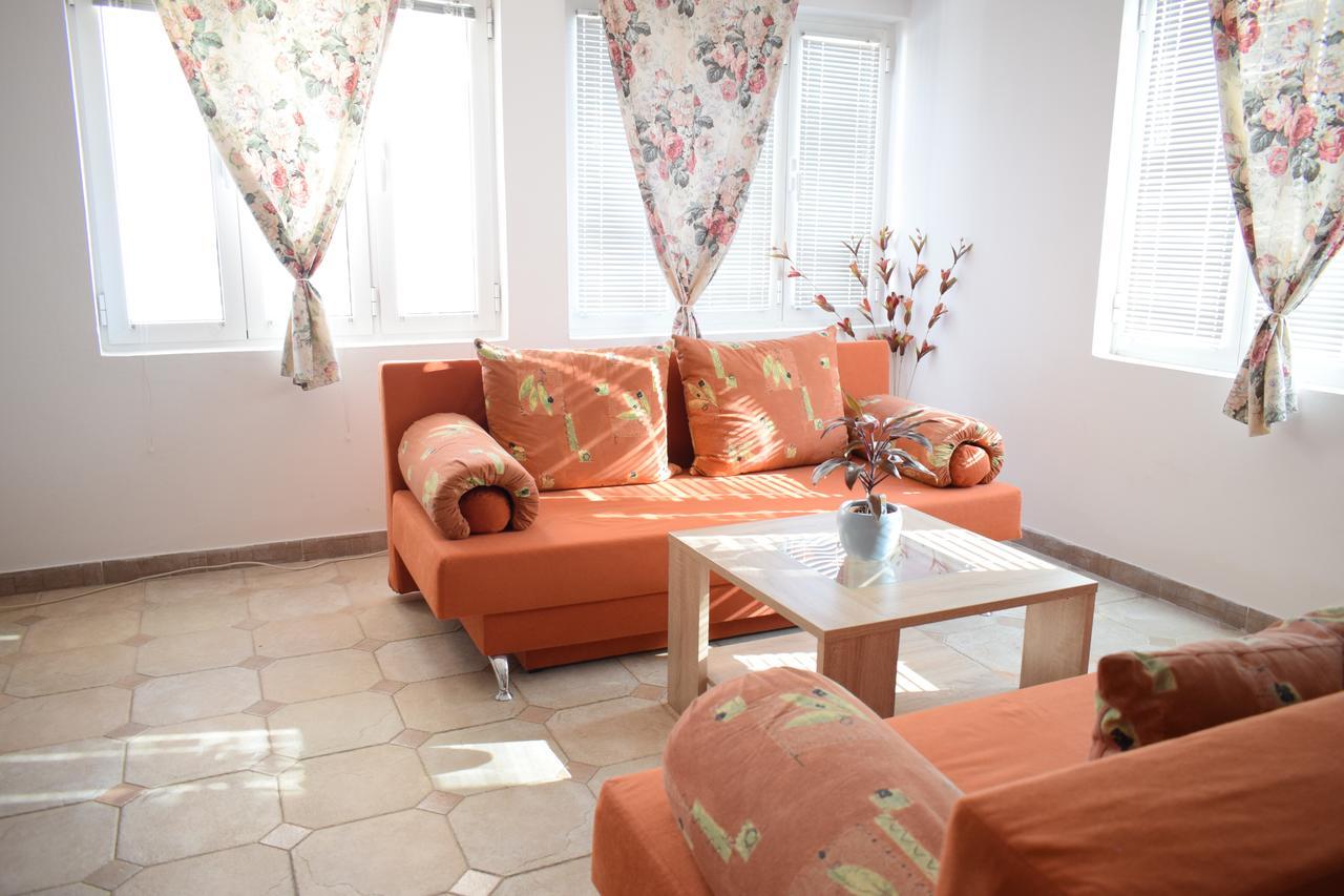 Villa Guci Улцинь Екстер'єр фото